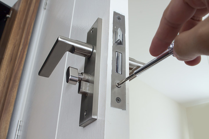 Our local locksmiths are able to repair and install door locks for properties in Finsbury and the local area.